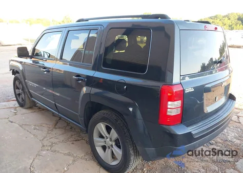 2014 Jeep Patriot Sport z USA, uszkodzony, nr VIN 1C4NJPBB3ED814234